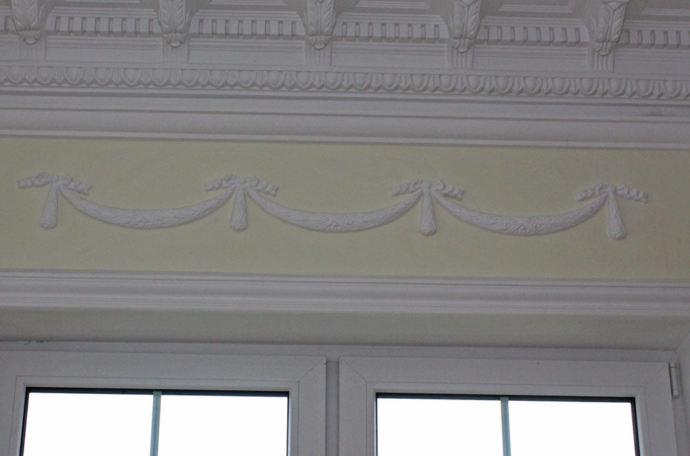 Gips Verzierung Dekoelement Quarantasette